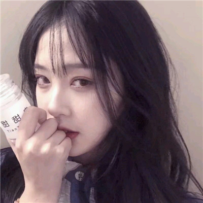 微信粉嫩清新可爱迷人女生头像