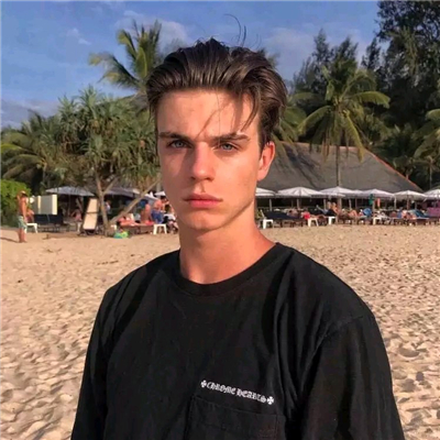 微信阳光冷酷性感欧美男头