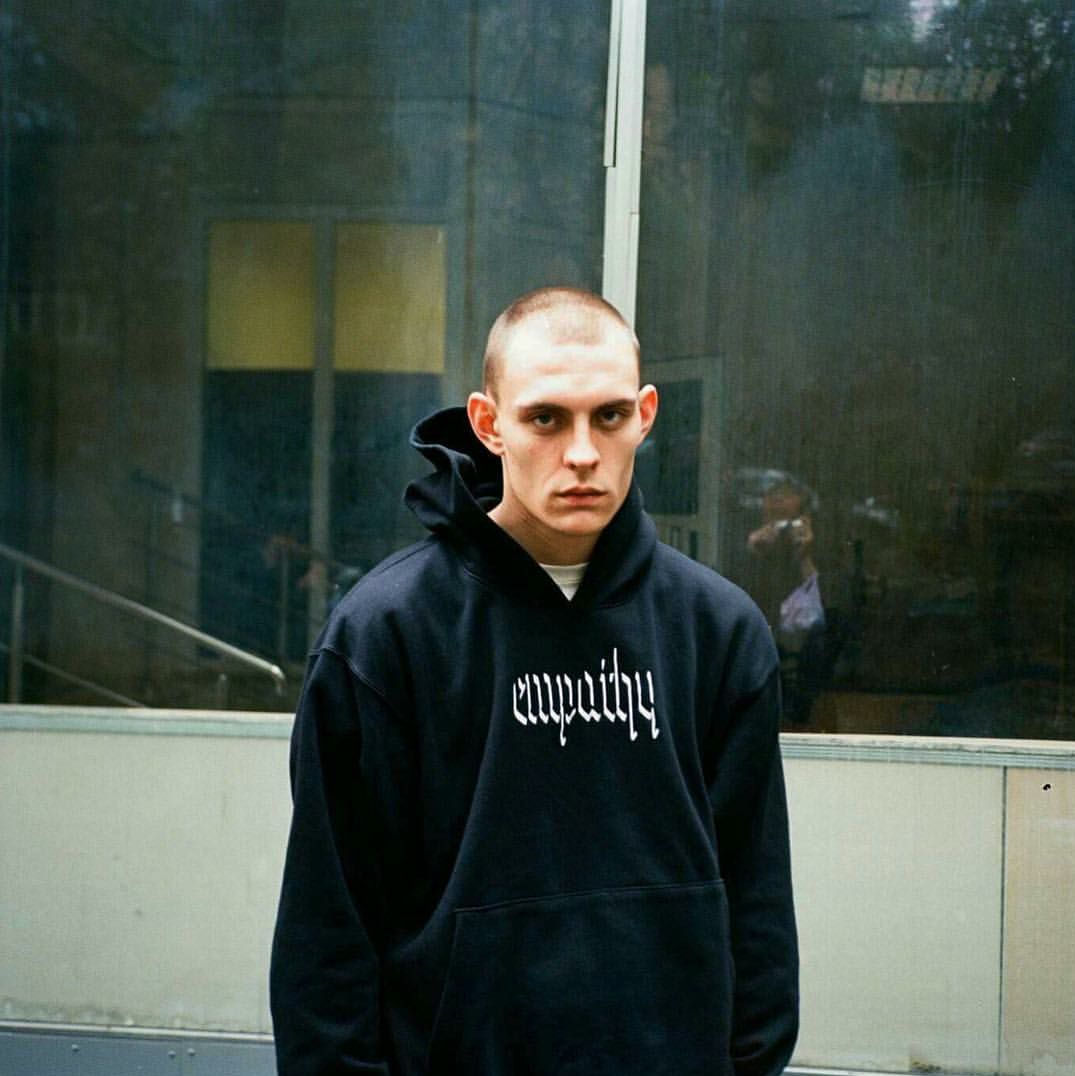 微信帅气高冷霸气欧美男生头像