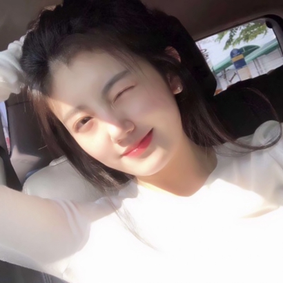 个性简单的微信高颜值气质女生头像下载