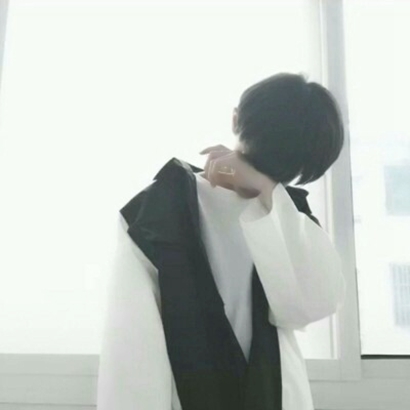 酷酷帅气的微信个性时尚男生头像合集下载