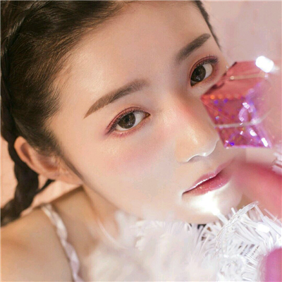 微信气质唯美时尚阳光女头