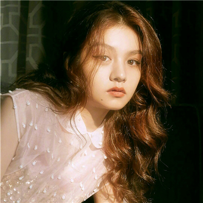 微信气质唯美时尚阳光女头