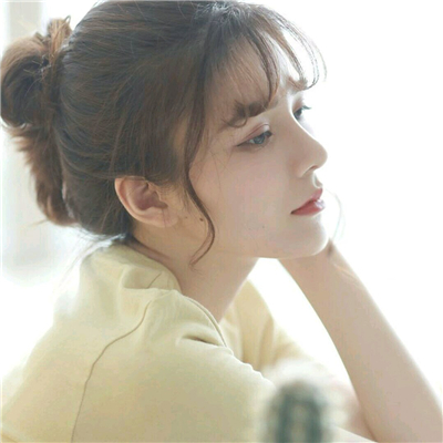 微信唯美佛系清新女头