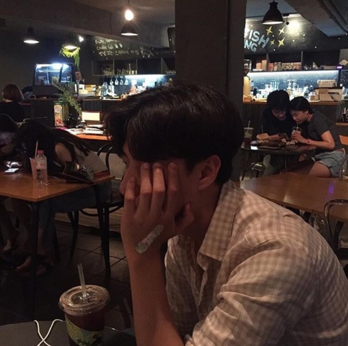 微信好看简约气质男头