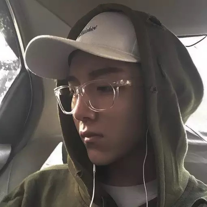 微信好看简约气质男头