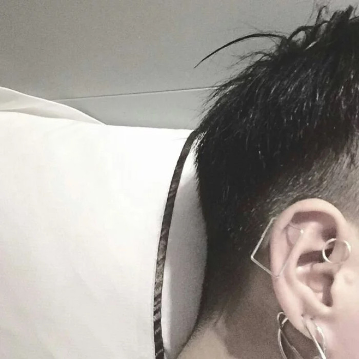 微信好看简约气质男头