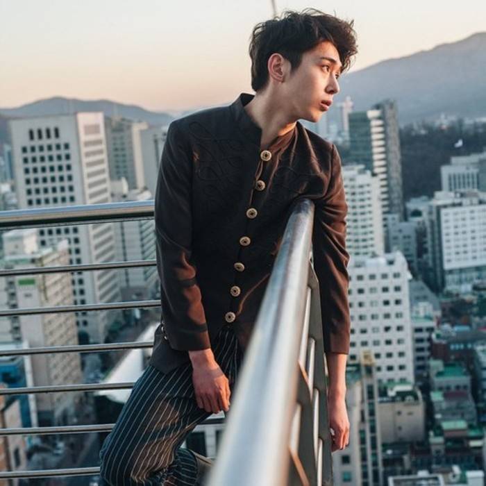 微信好看简约气质男头