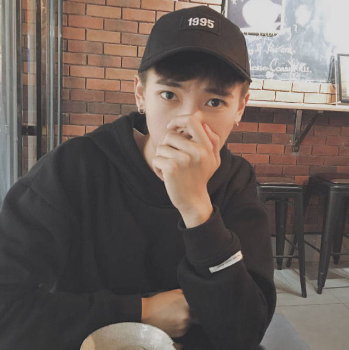 微信成熟时尚阳光男头