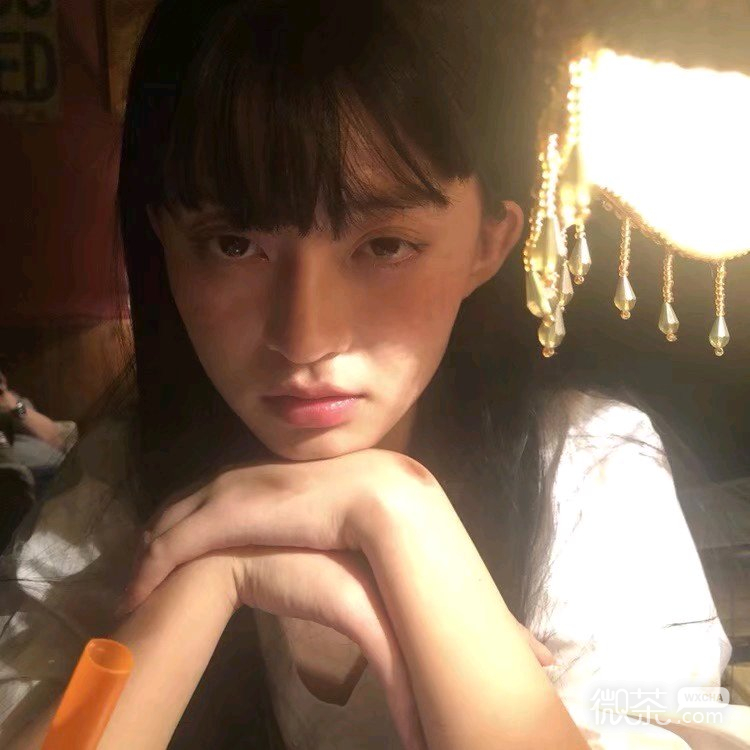 微信文艺简洁气质时尚女头