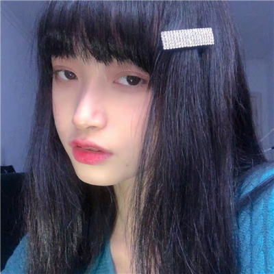 微信好看阳光文艺性感女生头像