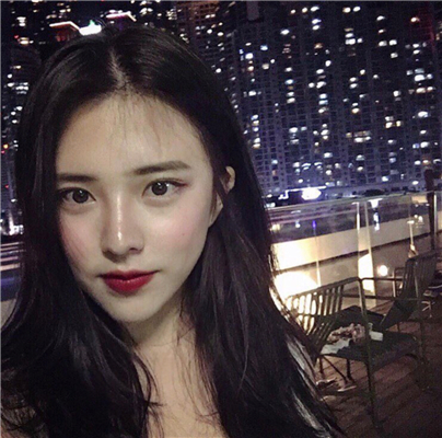 微信文艺时尚好看女生头像