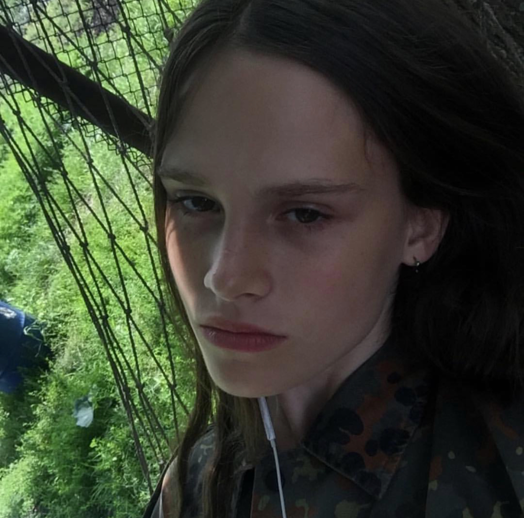 微信气质阳光简洁时尚女头