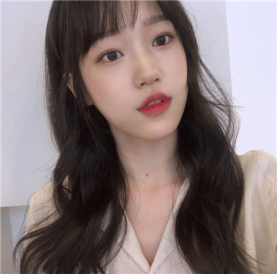 微信清新好看性感阳光女头
