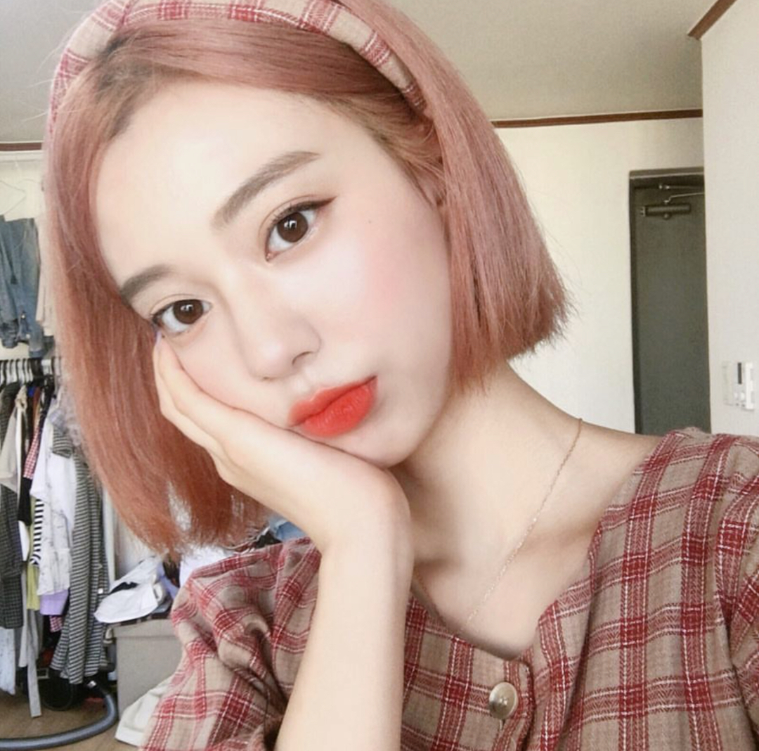 微信气质阳光简洁时尚女头