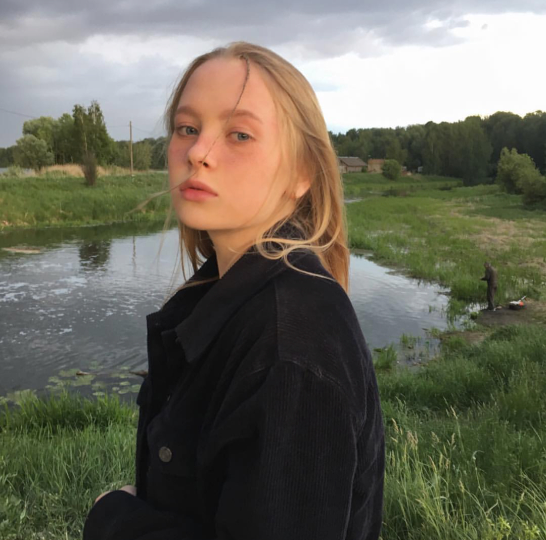 微信气质阳光简洁时尚女头