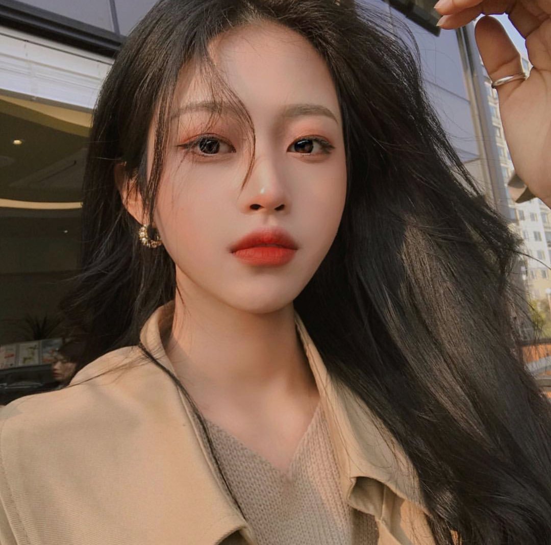 微信气质阳光简洁时尚女头