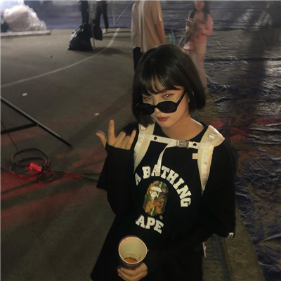 微信好看清新唯美气质女头