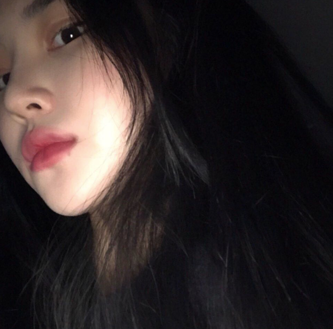 微信气质阳光简洁时尚女头