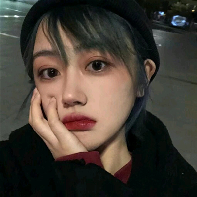 微信好看阳光文艺性感女生头像