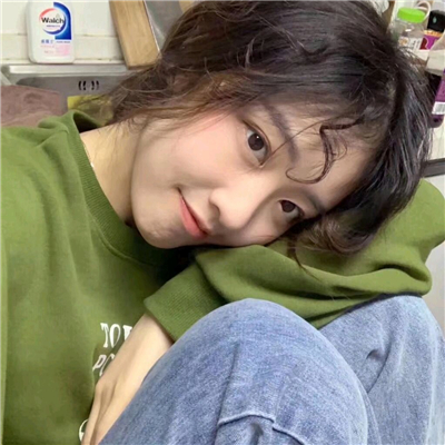 微信好看阳光文艺性感女生头像