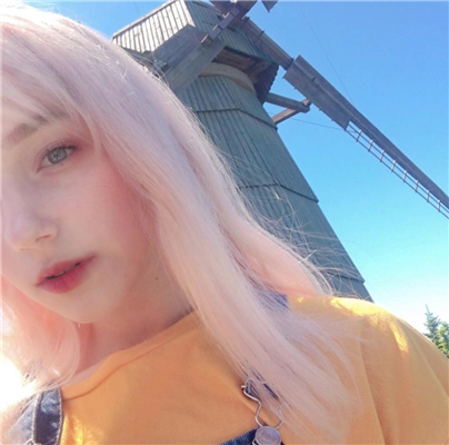 微信文艺时尚好看女生头像