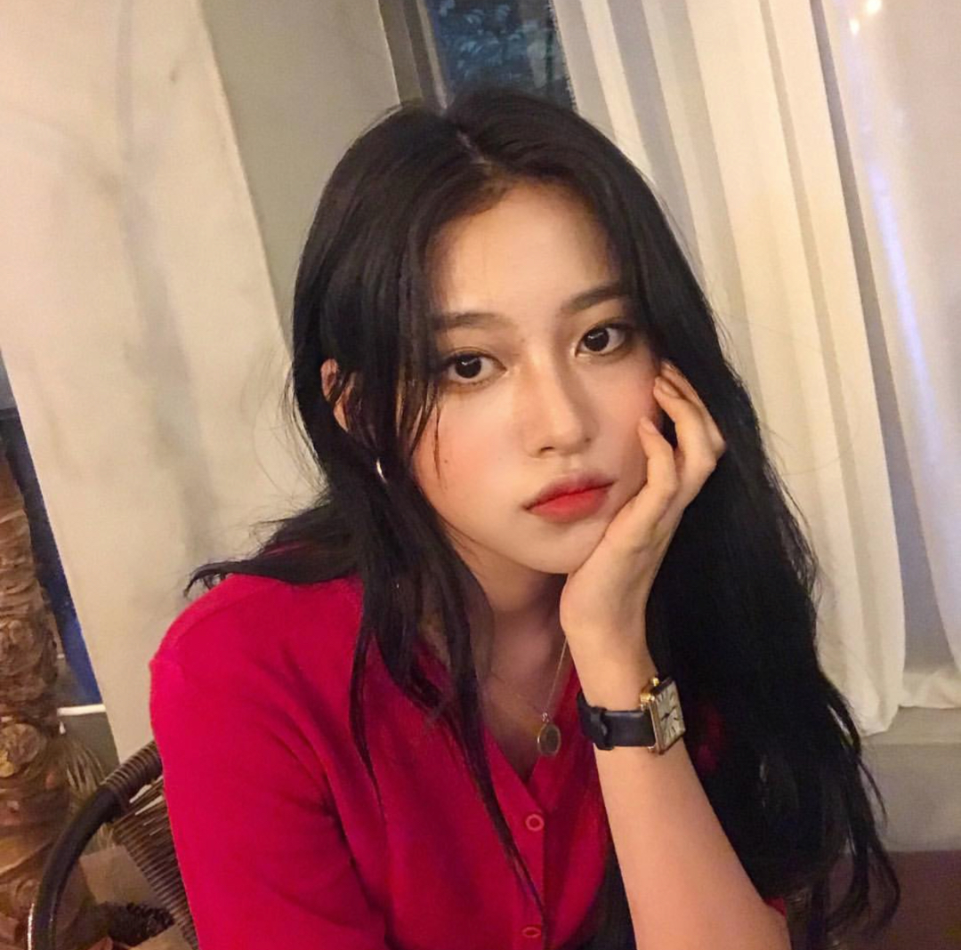 微信气质阳光简洁时尚女头