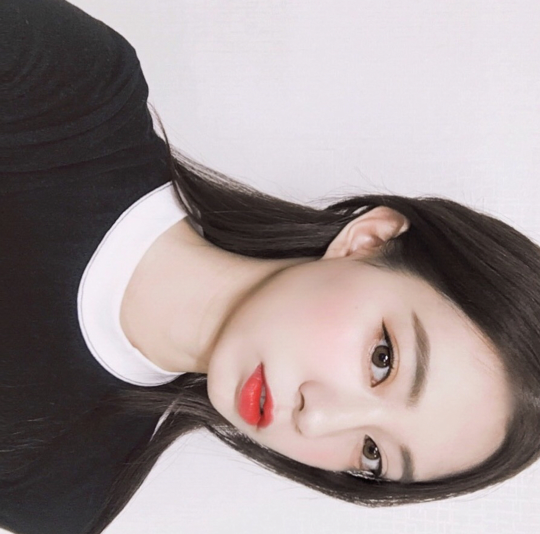 微信气质阳光简洁时尚女头