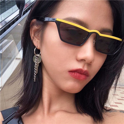微信阳光时尚气质漂亮女生头像