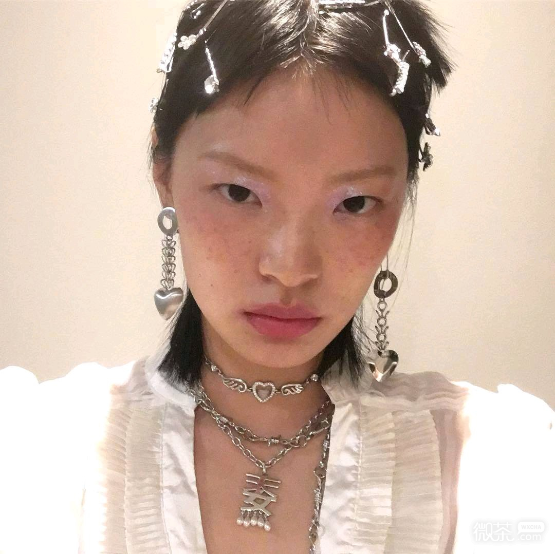 微信好看潮流性感女头