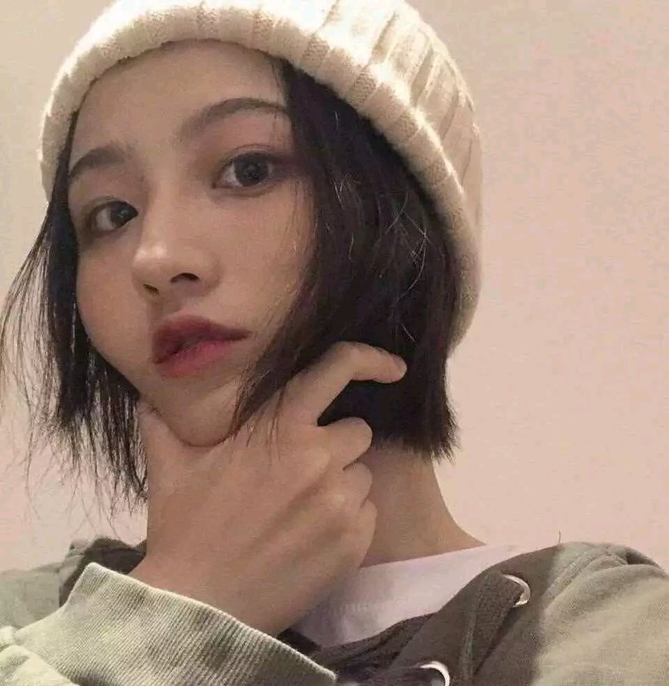 微信粉嫩清纯好看可爱女头