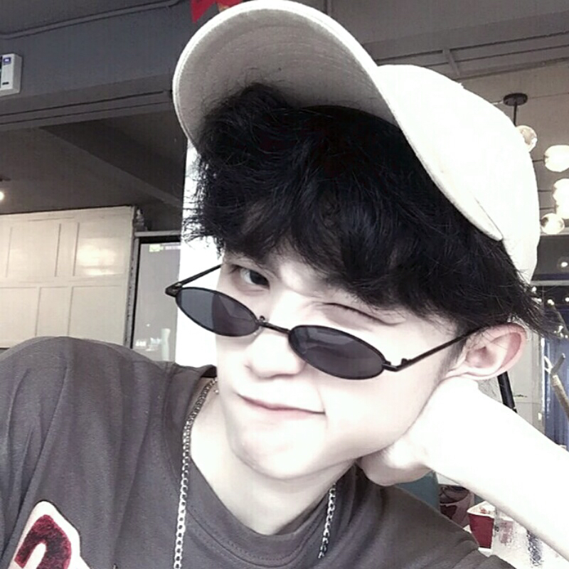 微信冷酷气质迷人男头