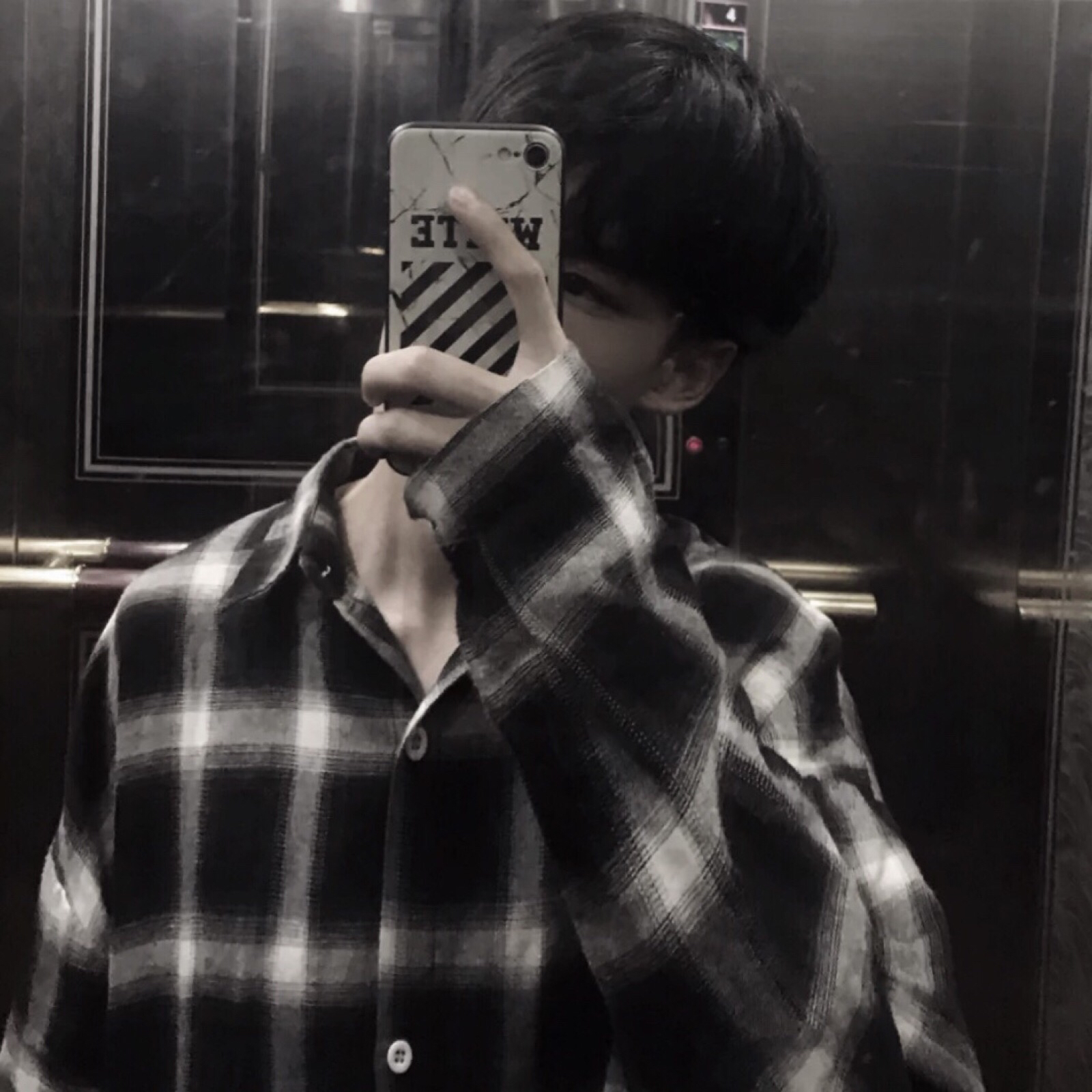 微信冷酷气质迷人男头