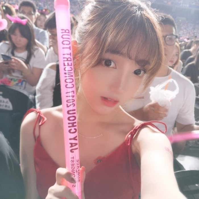 微信清新森系阳光女头