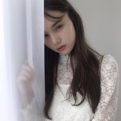 微信粉嫩可爱气质女头