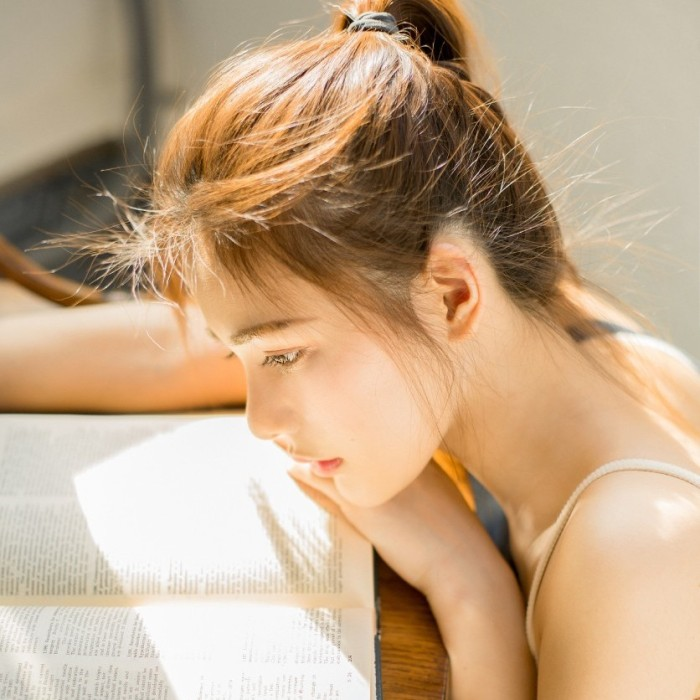 微信清新森系阳光女头