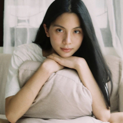 微信粉嫩可爱气质女头