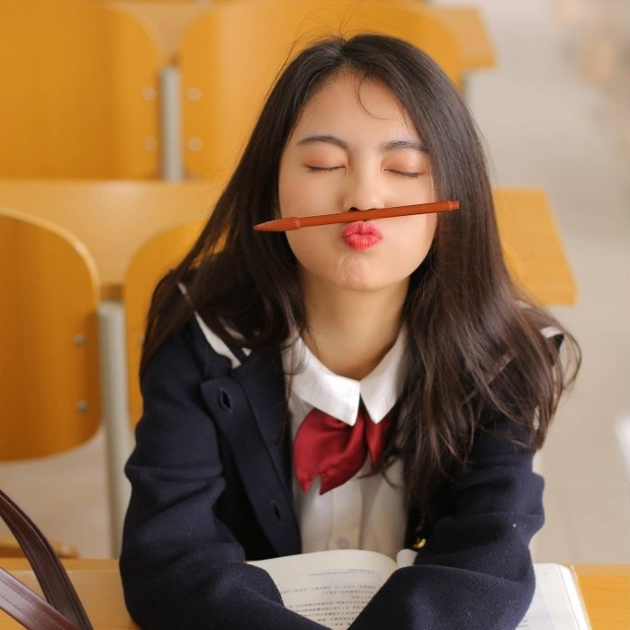 微信清新森系阳光女头