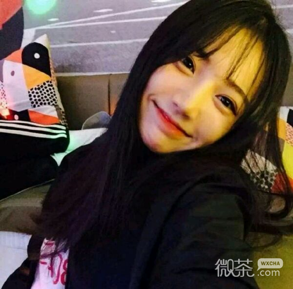 微信阳光粉嫩文艺气质女头