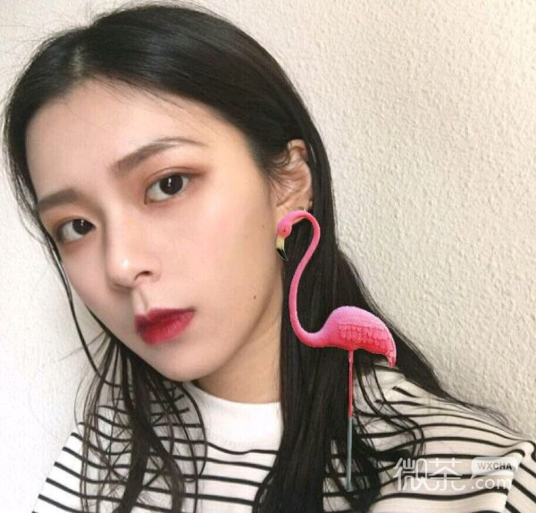 微信阳光粉嫩文艺气质女头