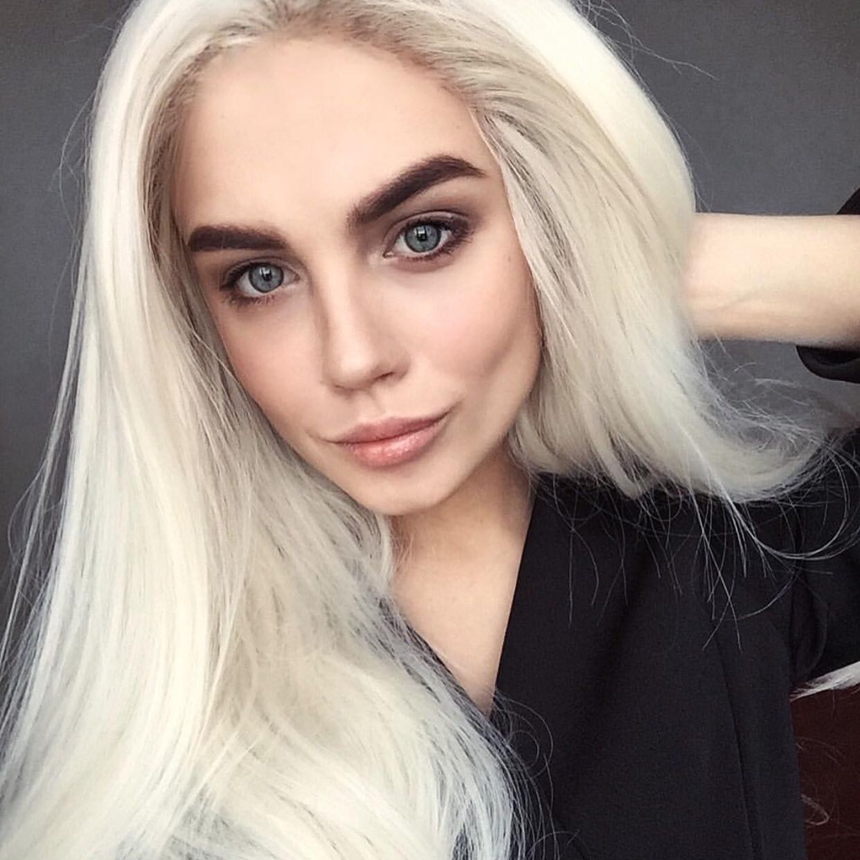 微信清新非主流冷酷女头