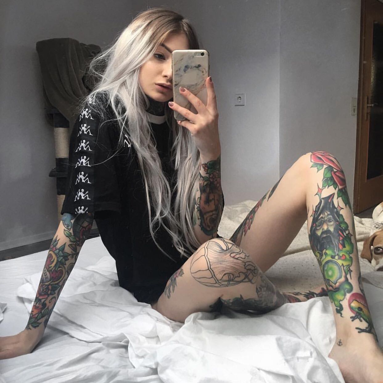 微信清新非主流冷酷女头