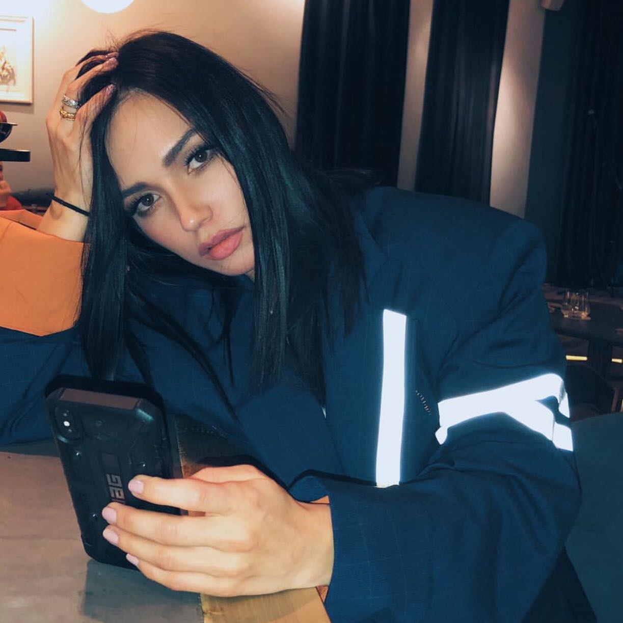 微信清新非主流冷酷女头