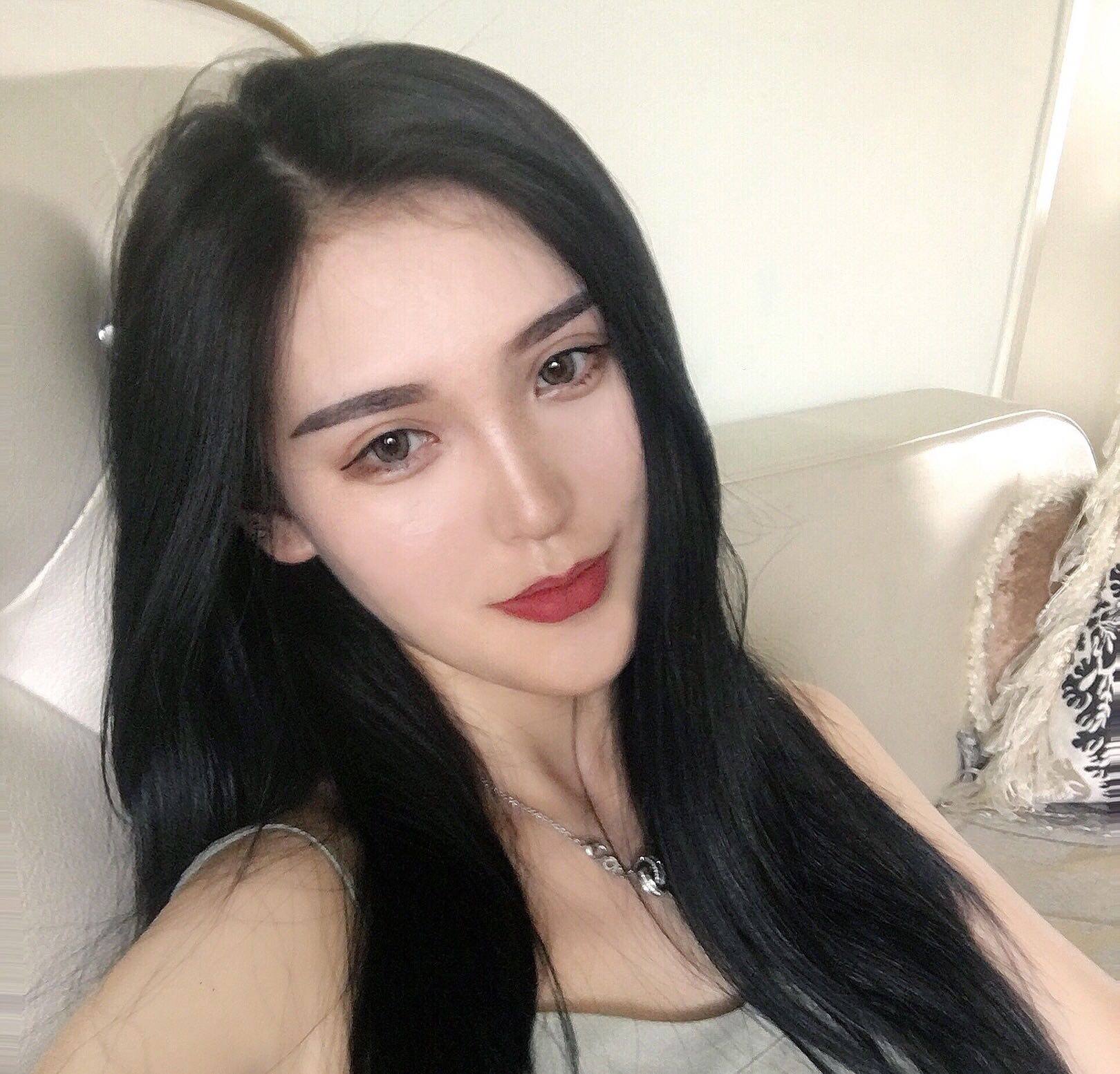 微信冷酷性感气质女头