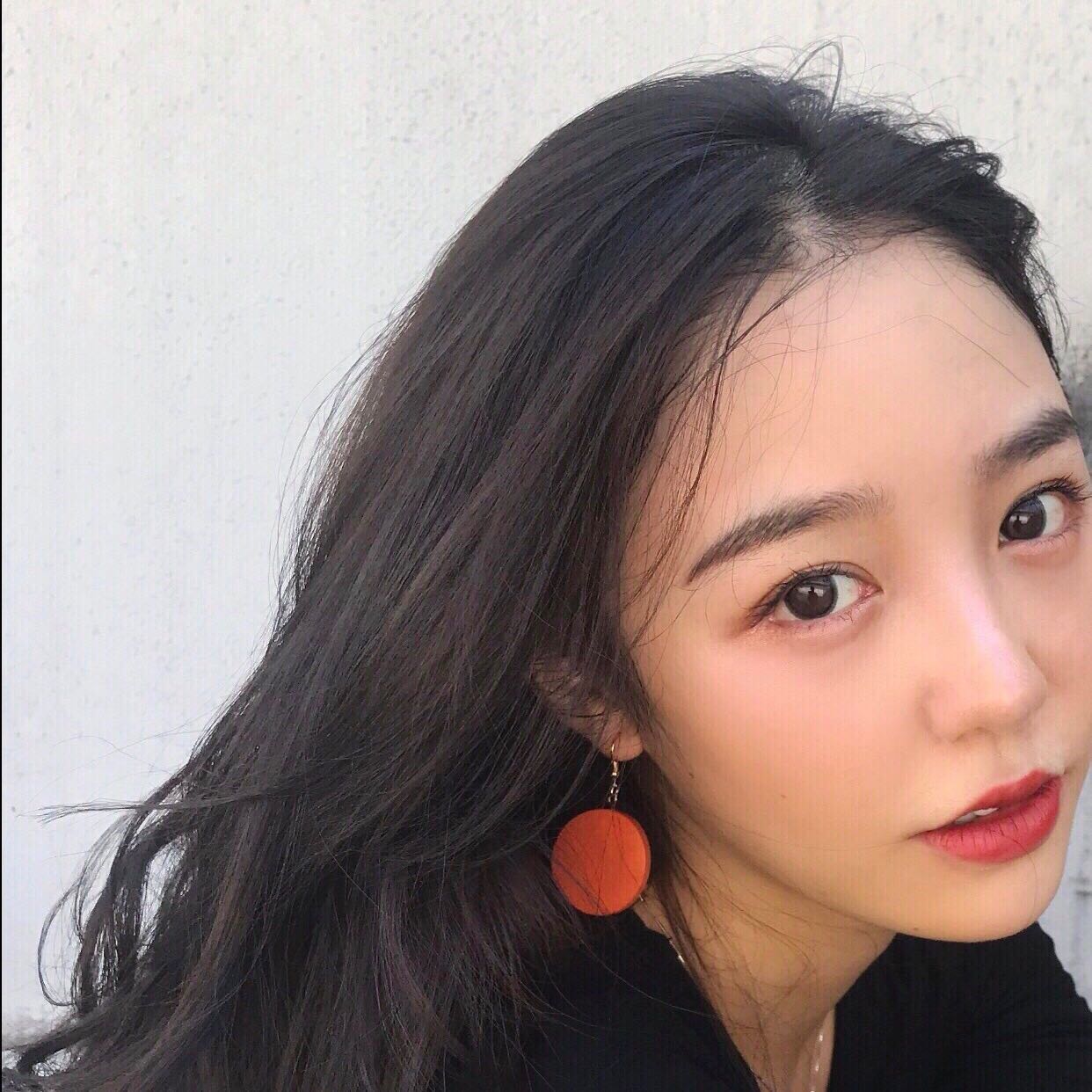 微信佛系简洁女头