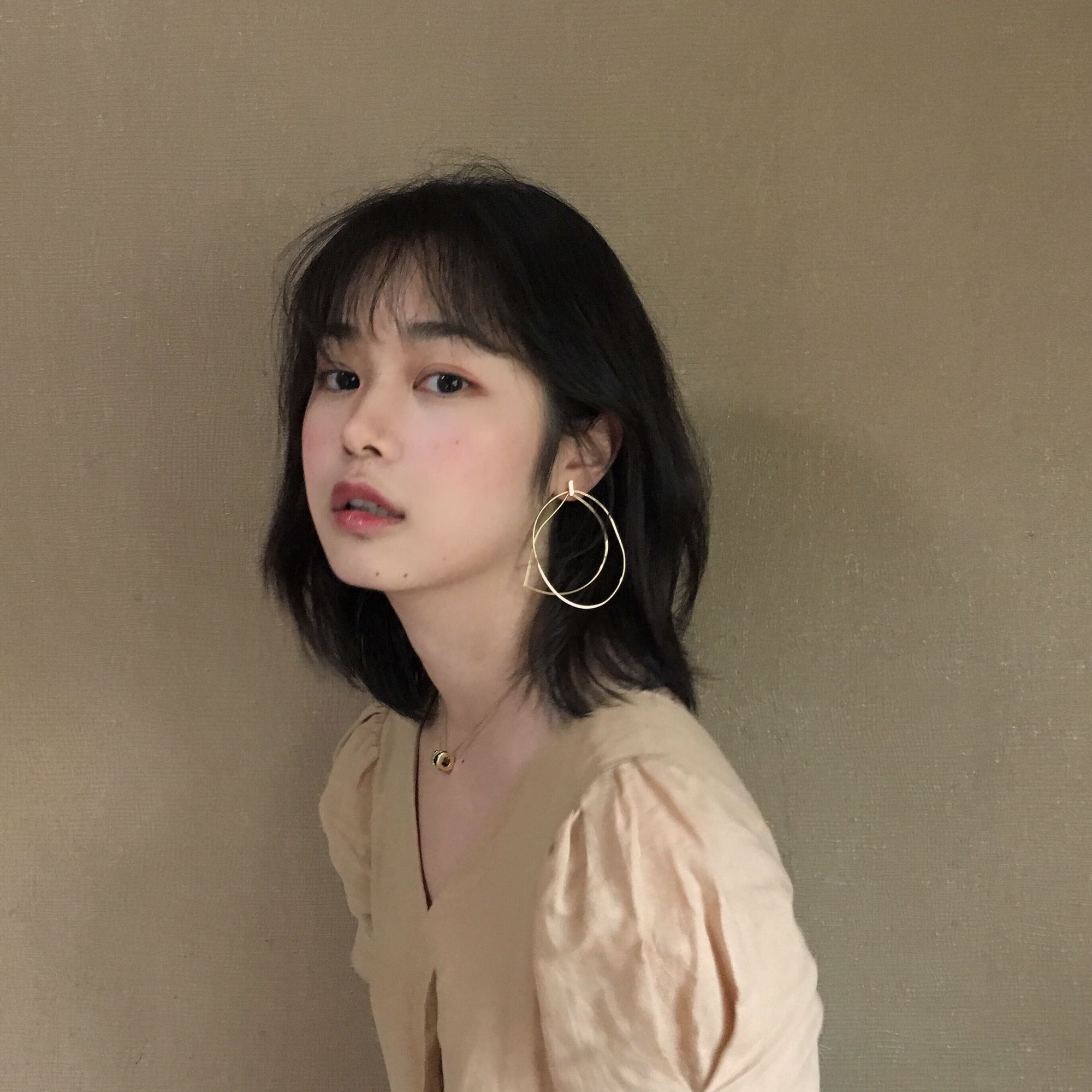 微信佛系简洁女头