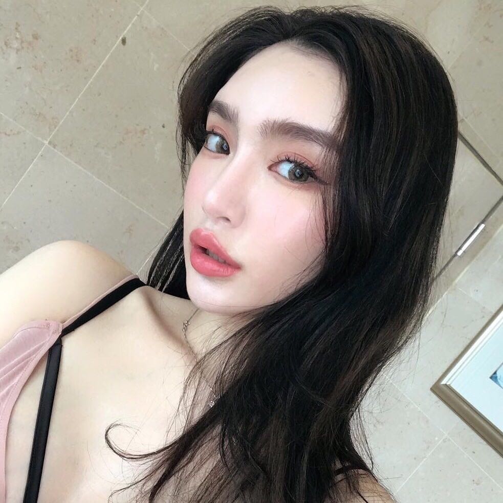 微信佛系简洁女头