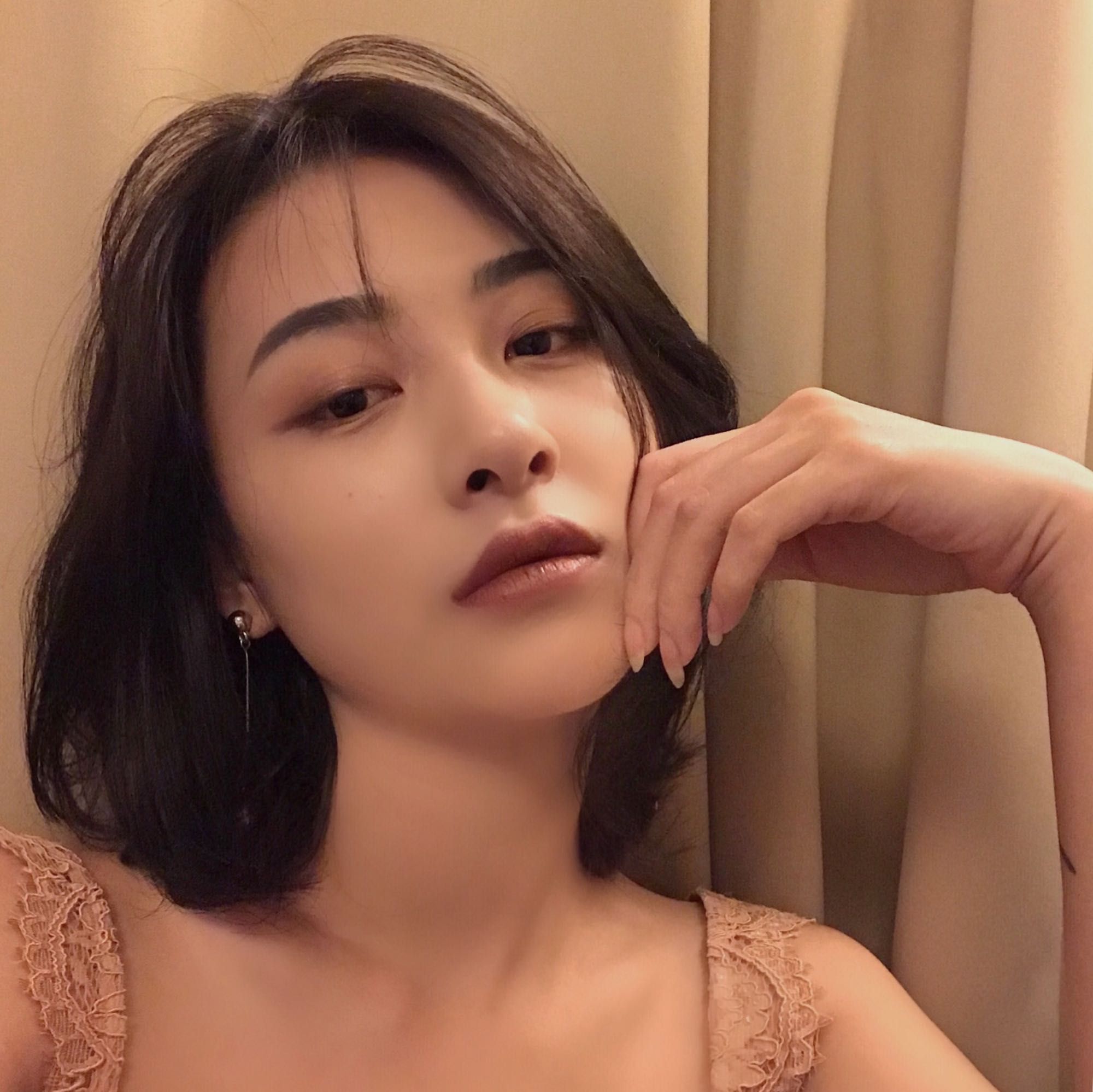 微信清新阳光佛系女头