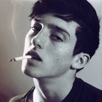 帅气个性欧美风的微信抽烟男生头像合集下载