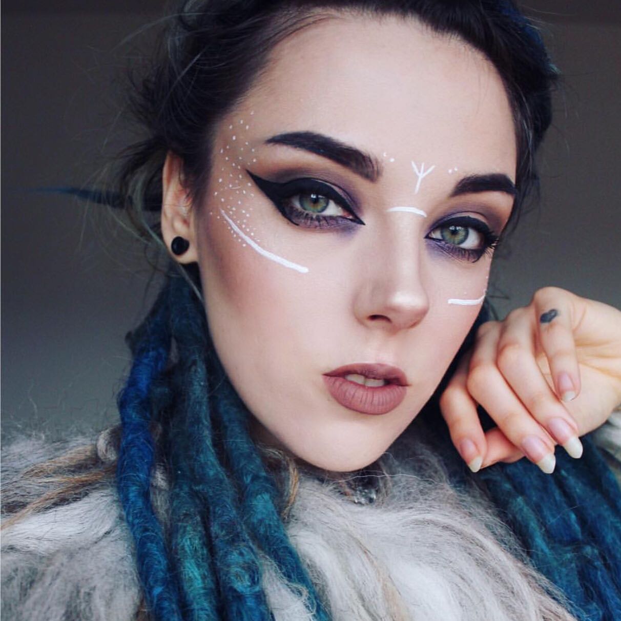 微信清新非主流冷酷女头